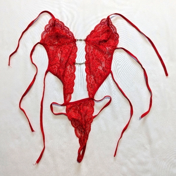 Tops - Floral lace cutout teddy bodysuit women's Small Medium